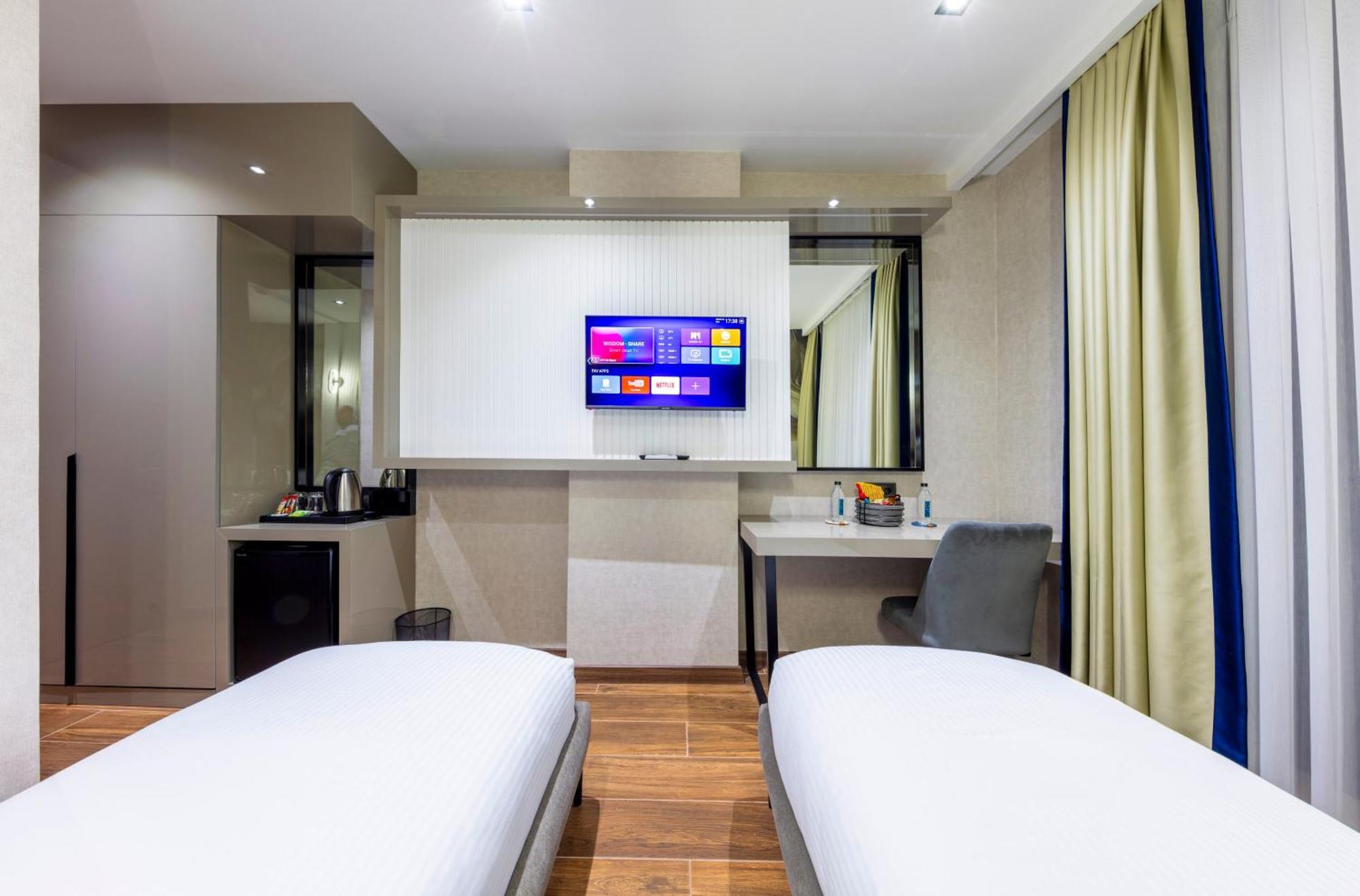 Dem Premium Hotel - Round Trip Airport Service - Istanbul International Airport Arnavutkoy Extérieur photo